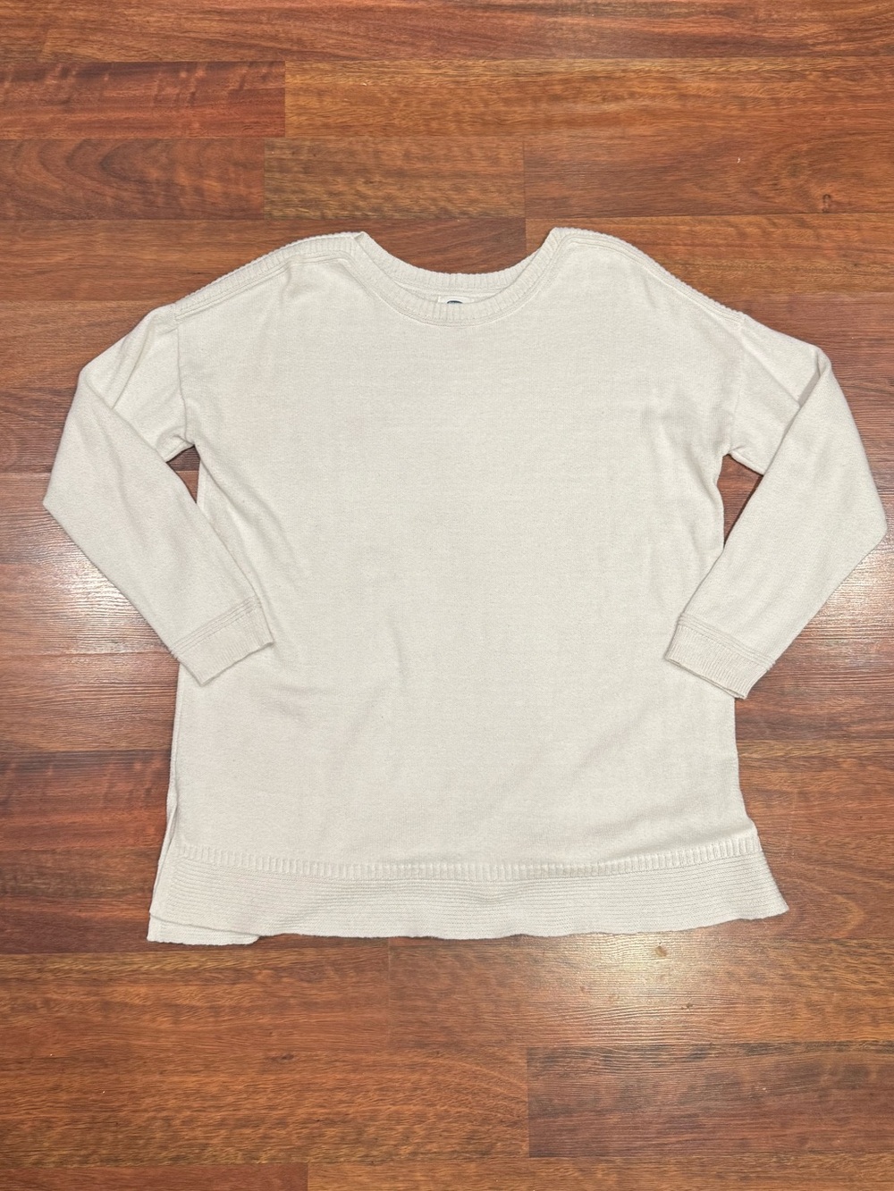 Old Navy - Light White Knit Long Sleeve Sweater